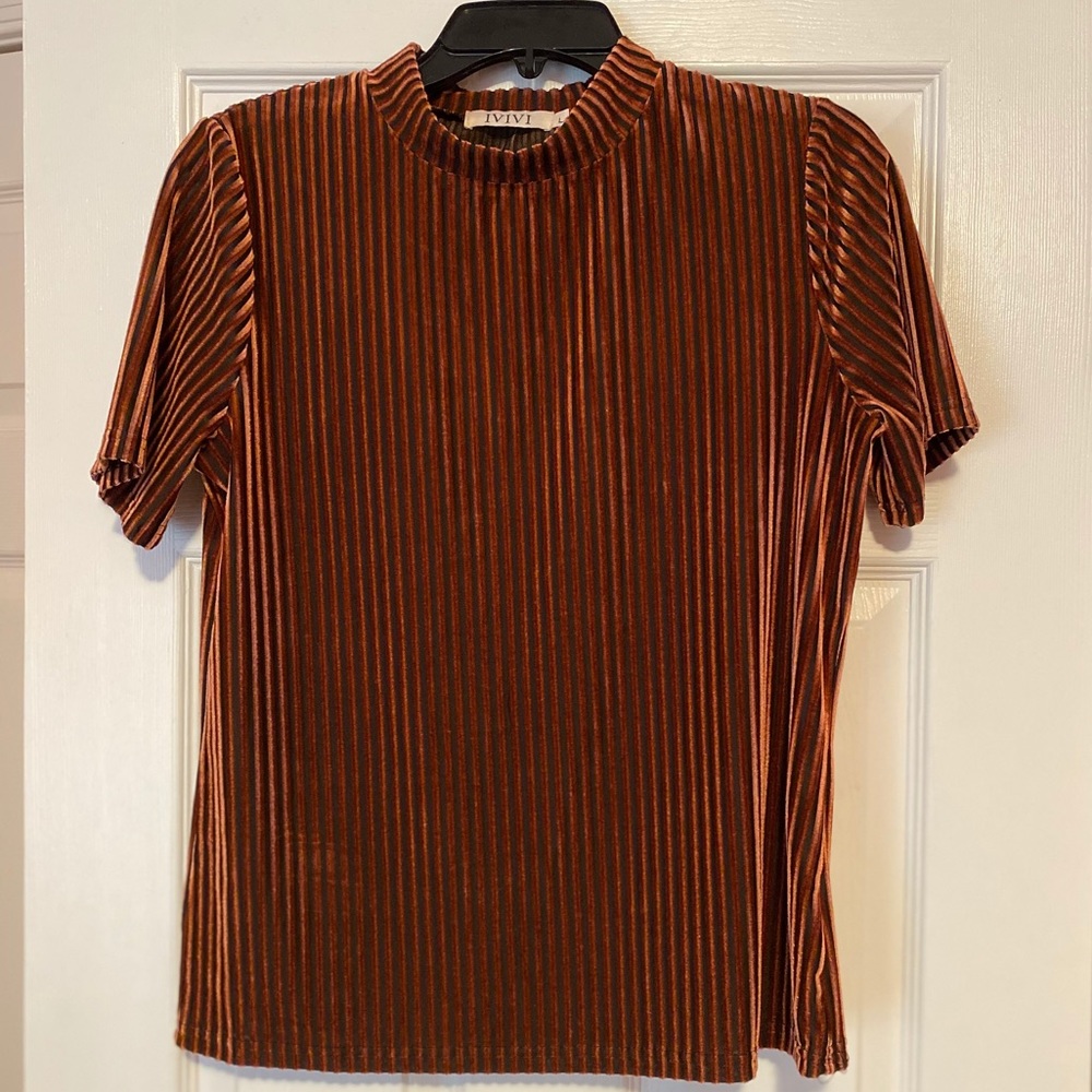IVIVI Velvet Stripped T-Shirt